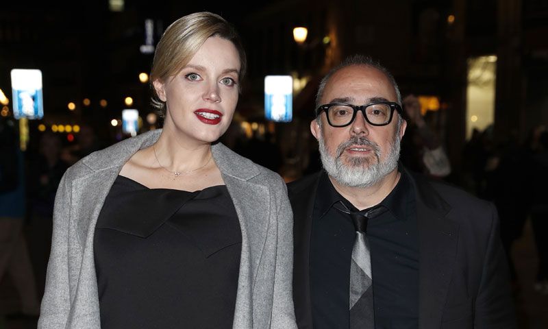 Álex de la Iglesia y Carolina Bang dan la bienvenida a su segunda hija
