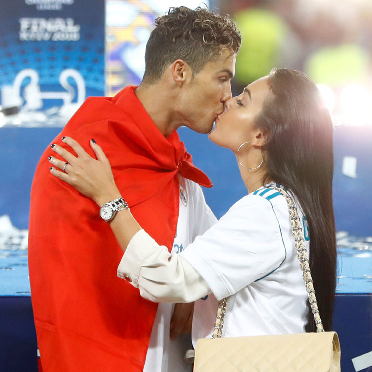 Abrazos, besos y mucho amor, así celebran las WAG’s y las familias del Real Madrid el triunfo en la Champions