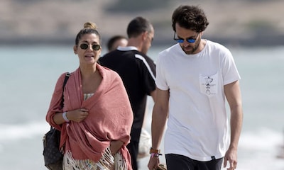 Elena Tablada y Javier Ungría, de vacaciones en Ibiza antes de darse el 'sí, quiero'