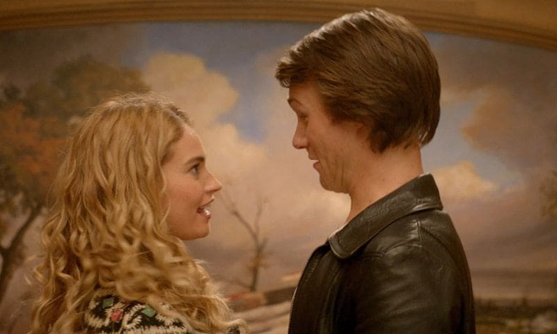 Así se rodó la disparatada coreografía de la canción de ABBA Waterloo en 'Mamma Mia! Una y otra vez'