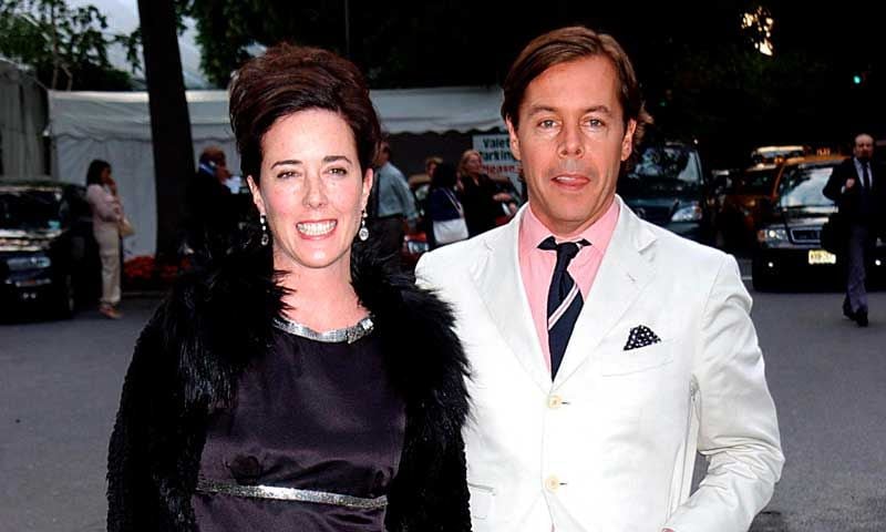 El viudo de la diseñadora fallecida Kate Spade rompe su silencio
