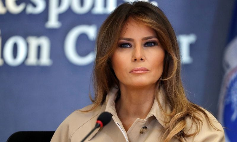 Melania Trump reaparece en público tras casi un mes de ausencia y rumores
