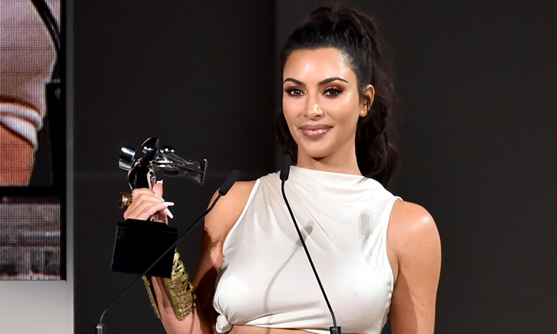 Kim Kardashian gana su primera batalla contra el sistema de prisiones en Estados Unidos