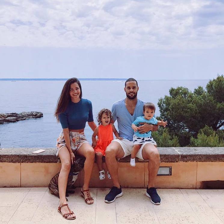 ¡De China a Mallorca! Malena Costa, Mario Suárez y sus hijos, días de relax en la tierra de la modelo