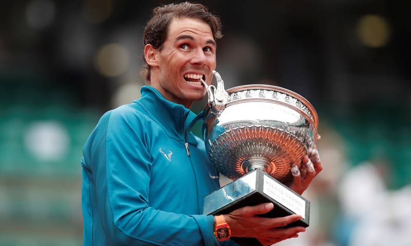 Rafa Nadal hace historia en Roland Garros arropado por su novia y su familia