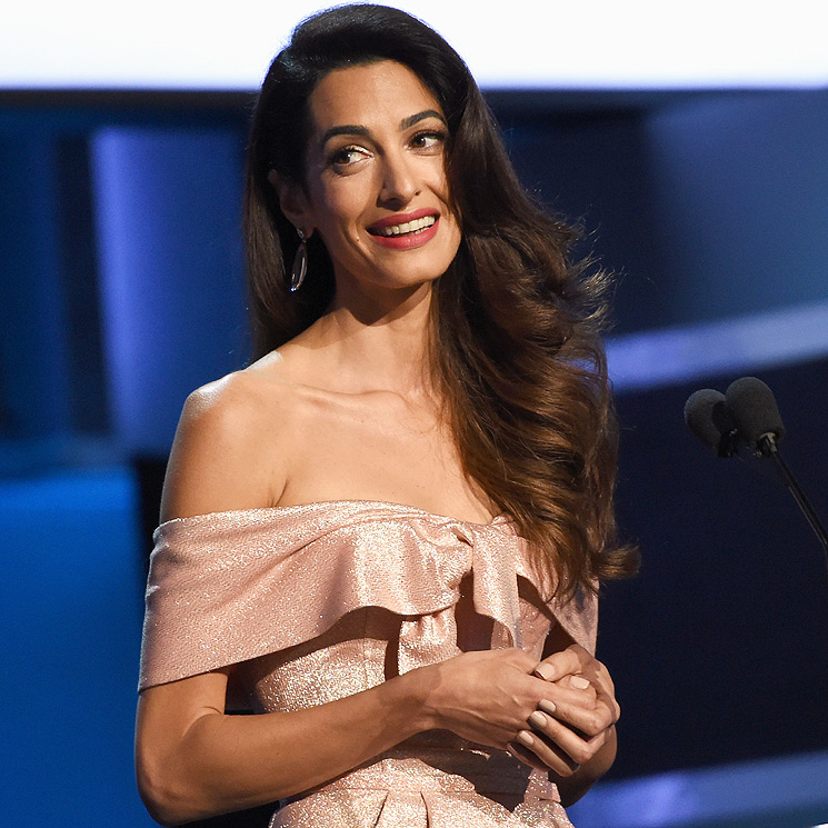 Amal Clooney habla sobre su experiencia como refugiada libanesa en el Reino Unido