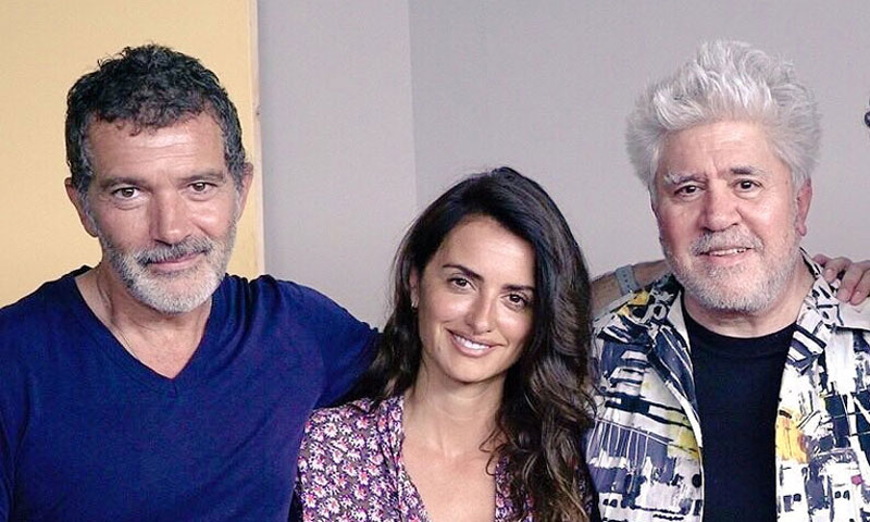 Antonio Banderas, Penélope Cruz, Pedro Almodóvar y Leonardo Sbaraglia