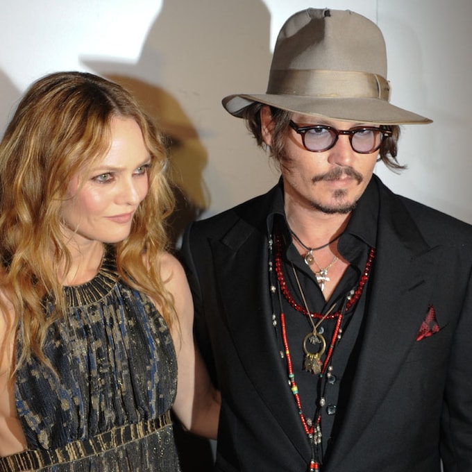 El hijo de Johnny Depp y Vanessa Paradis, de 16 años, sufre 'graves problemas de salud'