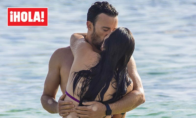 EXCLUSIVA: Las apasionadas imágenes de Irene Junquera y Pablo Puyol en Ibiza