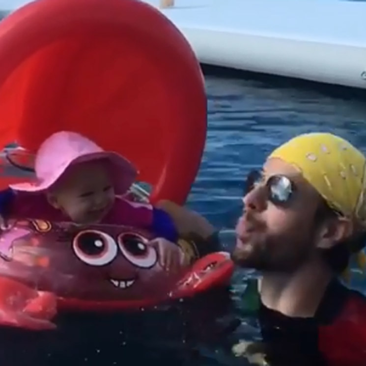 El vídeo de Enrique Iglesias y su hija Lucy con el que no podrás parar de reír