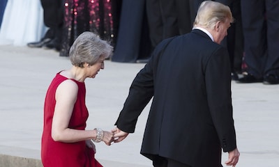 La foto que está dando la vuelta al mundo y otras anécdotas del encuentro entre Donald Trump y Theresa May