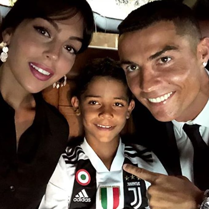 Georgina, la otra estrella en la presentación oficial de Cristiano como jugador de la Juventus