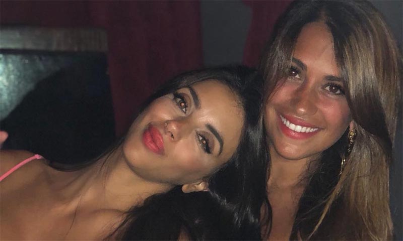 Antonela Rocuzzo y Daniella Semaan, el reencuentro de dos buenas amigas en Ibiza