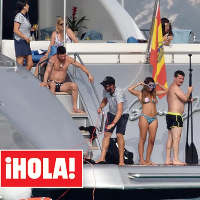 EXCLUSIVA: Daniella Semaan, con la familia Messi en Ibiza antes de celebrar la fiesta de su boda con Cesc Fábregas