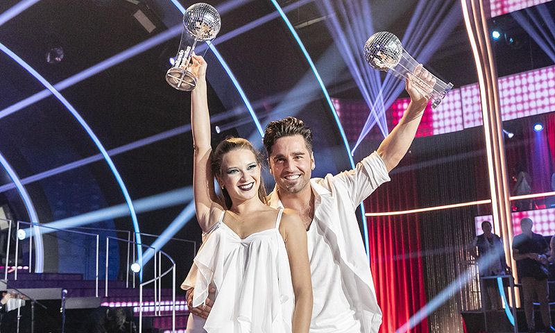 La euforia de David Bustamante y sus bonitas palabras a Yana Olina tras ganar 'Bailando con las estrellas'