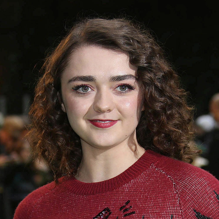 Maisie Williams sigue los pasos de Sophie Turner con un tatuaje en honor a 'Juego de Tronos'