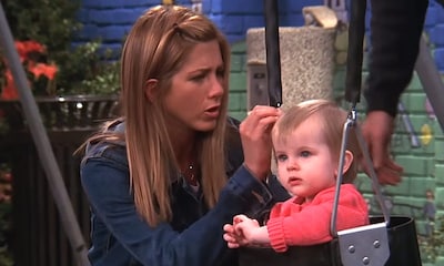 ¿Recuerdas a Emma, la hija de Jennifer Aniston en 'Friends'? Así están a sus 16 años las gemelas que la interpretaron