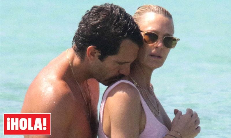 EXCLUSIVA: Robin Wright luce un cuerpo 10 durante su luna de miel en Formentera