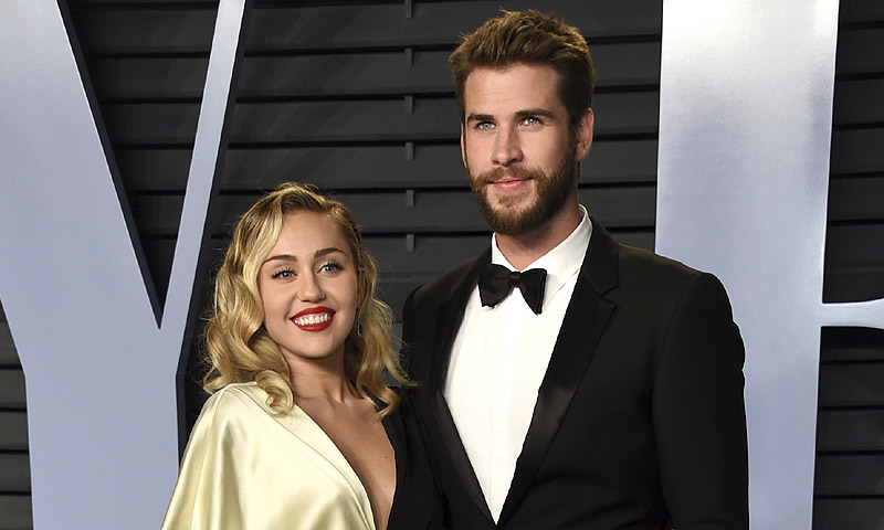 Liam Hemsworth zanja los rumores y le gasta otra broma pesada a Miley Cyrus