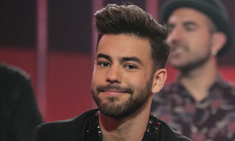 El primer single de Agoney, entre el éxito y la polémica