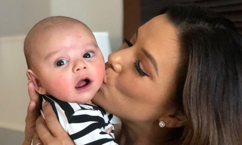 Eva Longoria se muda a Australia con su bebé