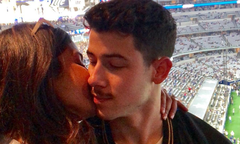 Priyanka Chopra celebra el cumpleaños de Nick Jonas a punto de darse el 'sí, quiero'