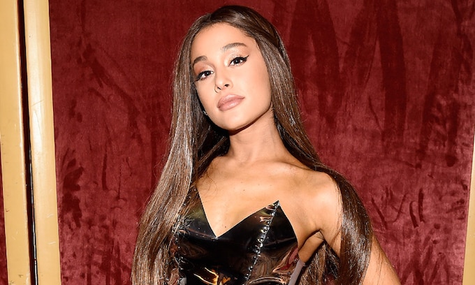 Ariana Grande, 'muy triste' tras su ruptura con Pete Davidson, deja las redes sociales