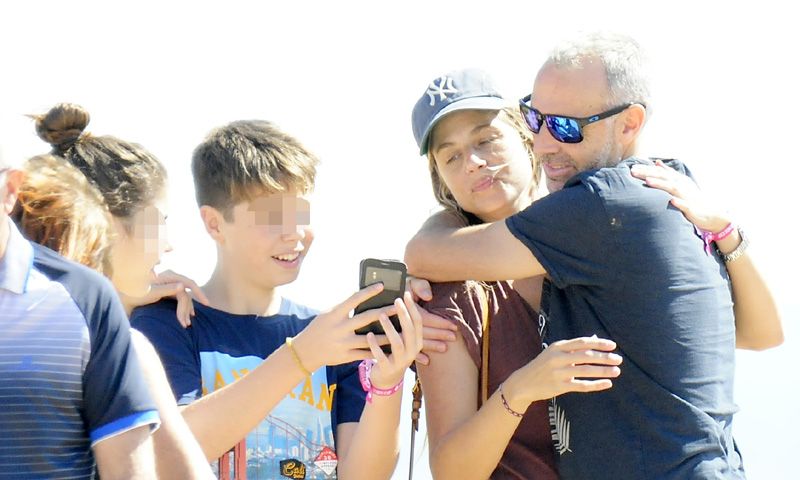 Las imágenes más familiares de Martina Klein y Álex Corretja con sus hijos