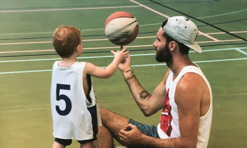 Helen Lindes muestra el divertido entrenamiento de Rudy Fernández con su hijo Alan