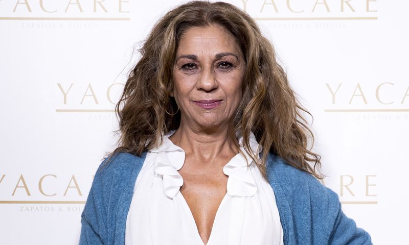 Lolita, en su nueva faceta como abuela: 'He descubierto que a los nietos no se les quiere igual que a los hijos'