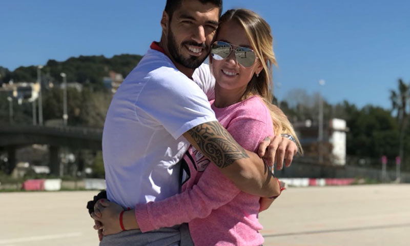 Sofía Balbi, orgullosa de Luis Suárez tras su triplete en 'El Clásico'