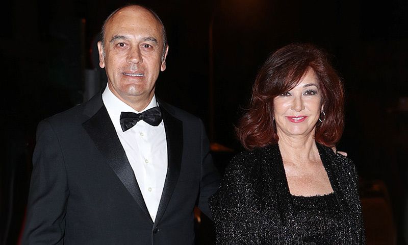 EXCLUSIVA: Ana Rosa Quintana y su marido asisten a la original fiesta de cumpleaños del joyero Benito Suárez