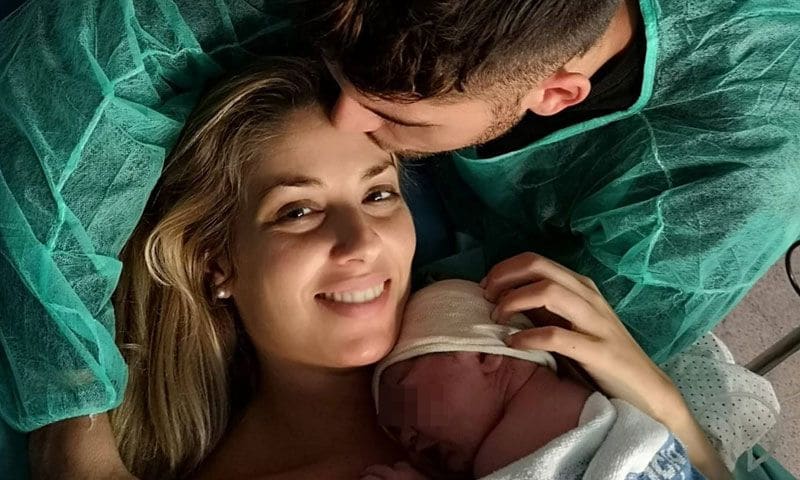 El piragüista olímpico Cristian Toro y Susana Salmerón, padres de su primer hijo