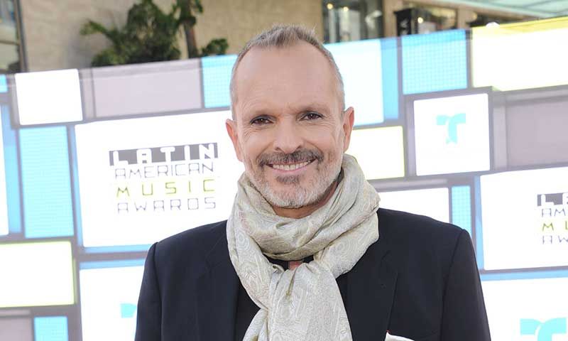 Miguel Bosé será uno de los presentadores de los Grammy Latinos