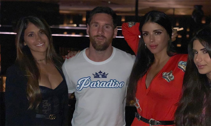 Leo Messi, Antonela Rocuzzo y Daniela Semaan con su hija