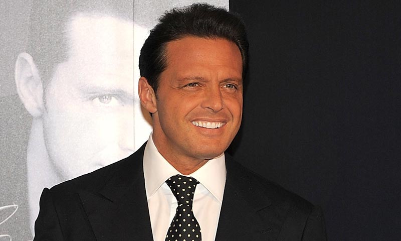 El intercambio de mensajes entre la ex y la novia de Luis Miguel causa revuelo en las redes