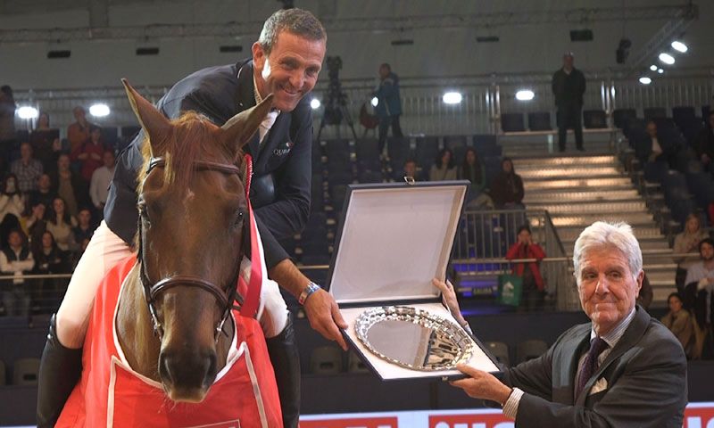 No te pierdas los grandes saltos del Premio ¡HOLA! en la Madrid Horse Week