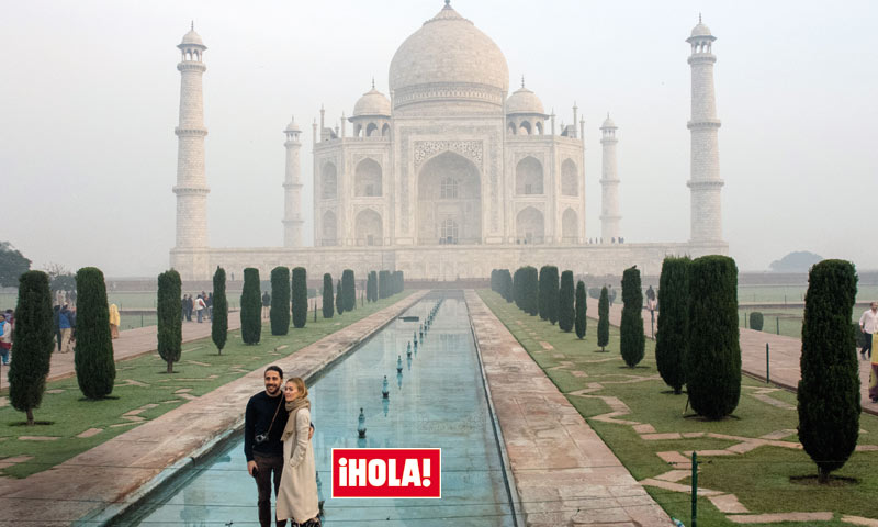 En ¡HOLA!, las imágenes del exótico viaje de novios de Marta Ortega y Carlos Torretta a la India