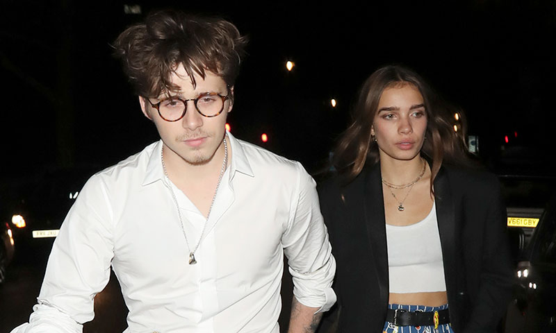 Juntos y de la mano: Brooklyn Beckham confirma su relación con la modelo Hana Cross