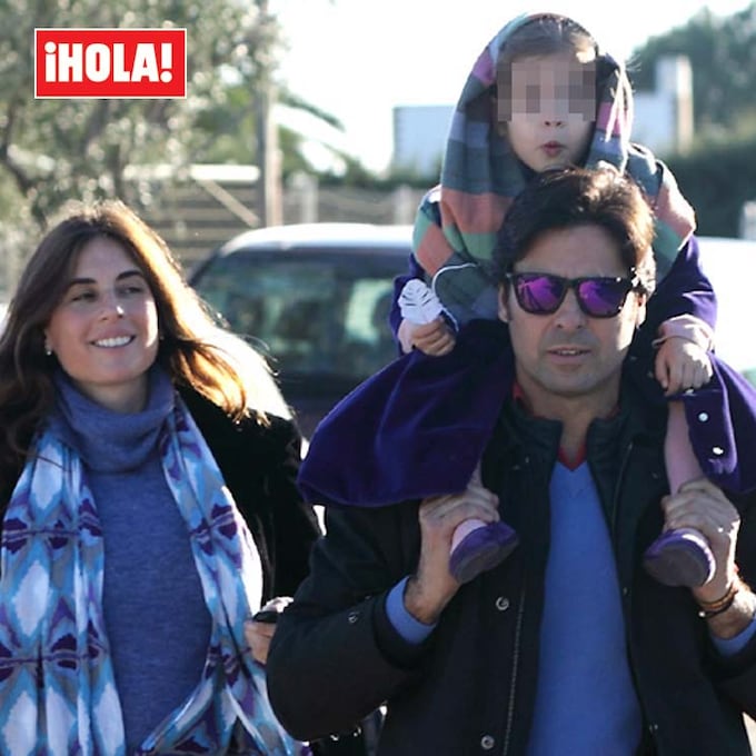 Francisco Rivera y Lourdes Montes disfrutan de su pequeña antes del inminente nacimiento de su segundo hijo