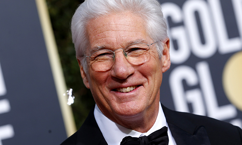 El guiño de Richard Gere a su mujer, Alejandra, durante la gala de los Globo de Oro