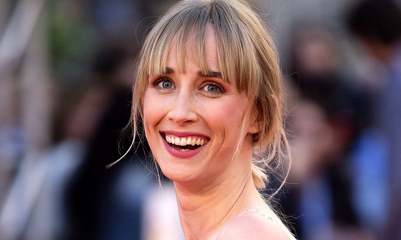El mejor momento de Ingrid García-Jonsson, presentadora de los premios Feroz