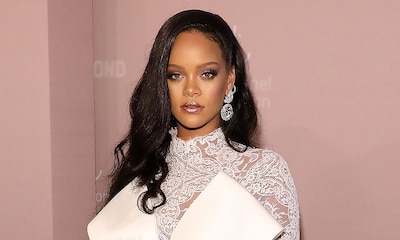 Rihanna demanda a su padre por utilizar su nombre sin su permiso