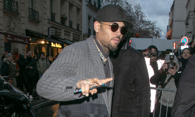 El cantante Chris Brown es detenido en París