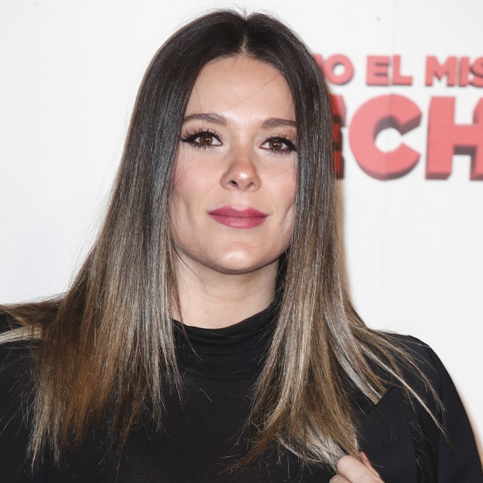 La cantante Lorena Gómez confirma su noviazgo con René Ramos