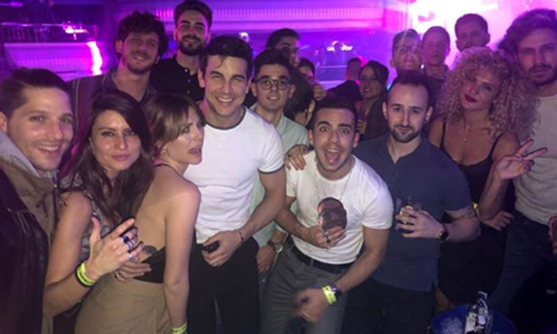 Blanca Suárez, como una más de la familia en el cumpleaños del hermano de Mario Casas