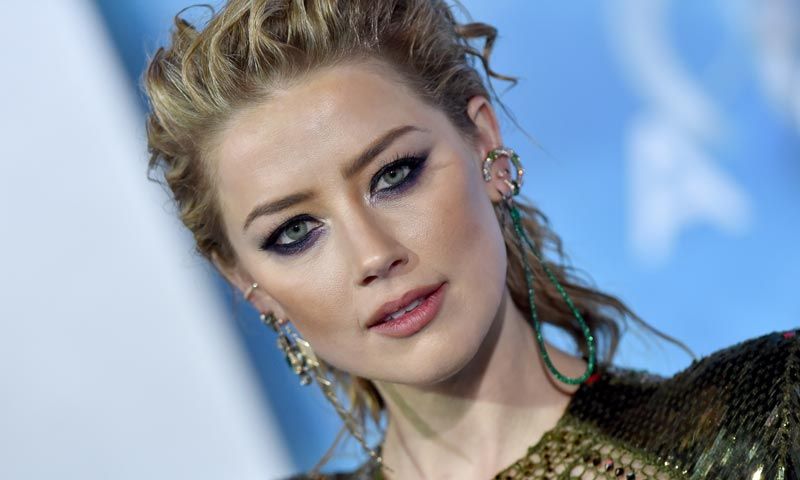 Amber Heard se toma con mucho humor que la hayan confundido con Amaia Salamanca
