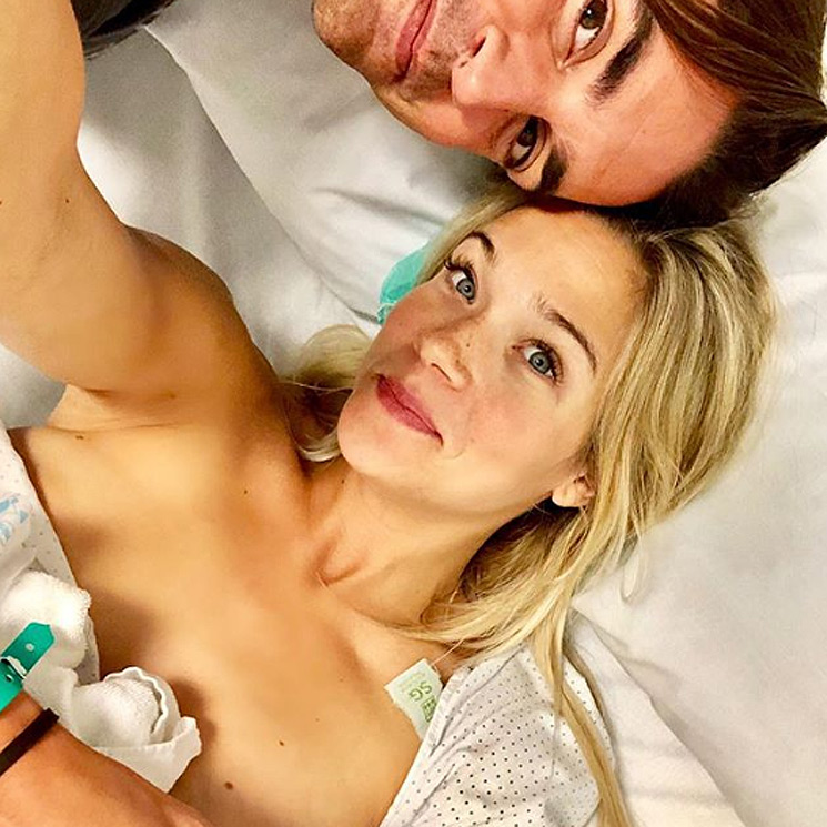 ¡Layla ya está aquí! Patricia Montero y Álex Adrover han sido padres de su segunda hija