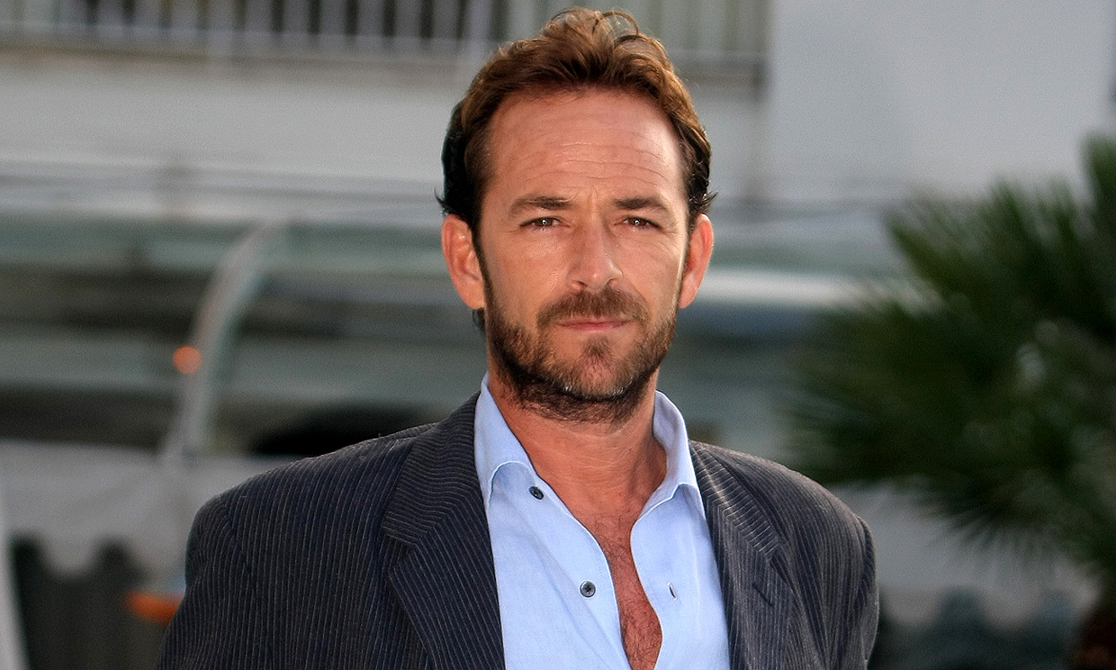 Luke Perry, Dylan en 'Sensación de vivir', ha sufrido un 'infarto cerebral masivo'