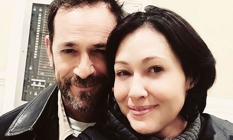Shannen Doherty confiesa en un emotivo mensaje sentirse devastada tras la muerte de Luke Perry